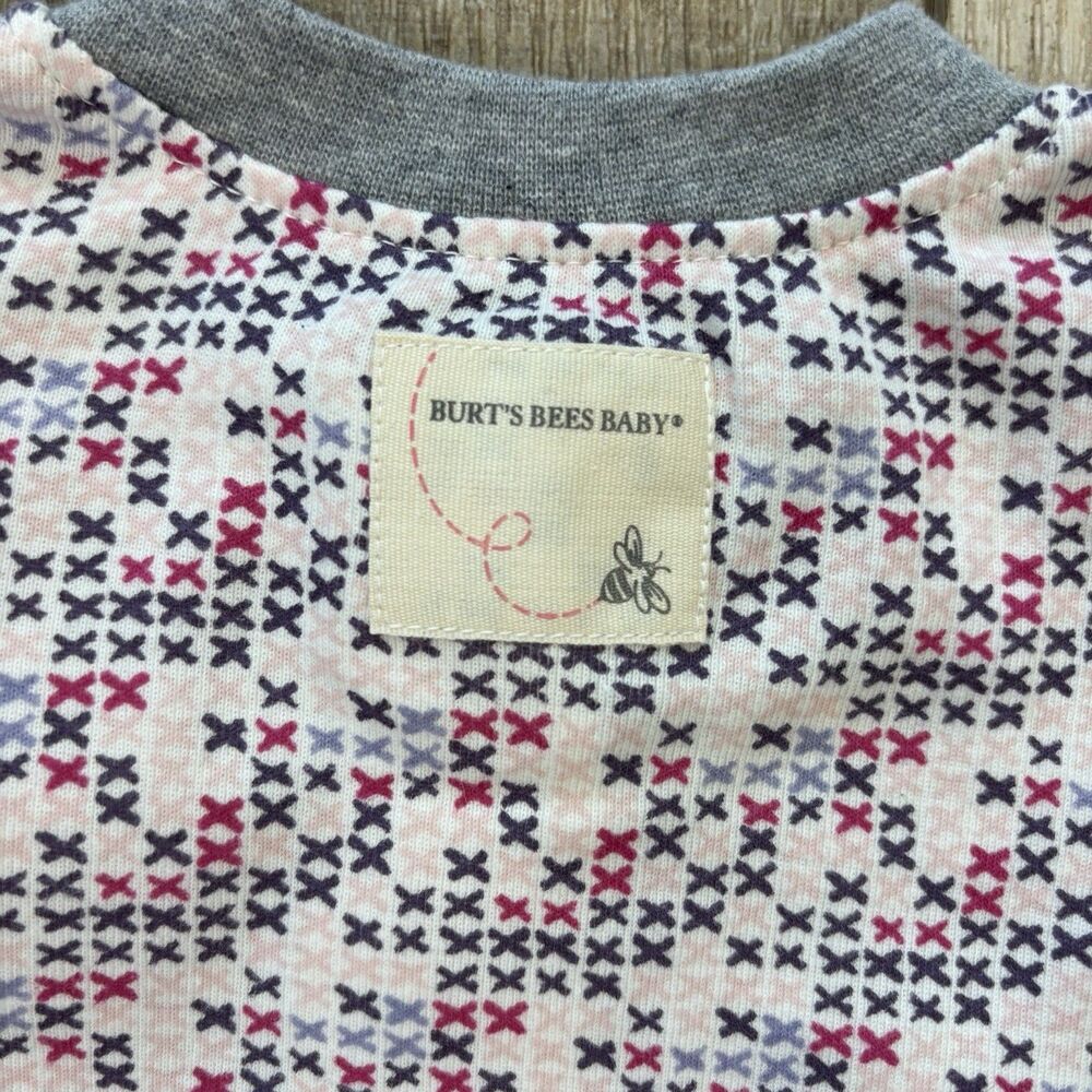 Burt's Bees Baby Girl Snug Fit Footed Pajama Size 0-3 Months Organic Cotton Pink - Picture 3 of 11